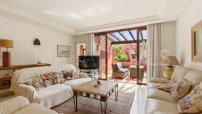 Zweistöckiges Penthouse zu verkaufen in Menara Beach, Estepona Ost