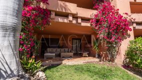 Apartamento Planta Baja en venta en Las Nayades, Estepona