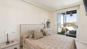 Zweistöckiges Penthouse zu verkaufen in La Resina Golf, Estepona Ost