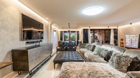 Ground Floor Apartment for sale in Mar Azul, Estepona East