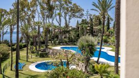 Town House for sale in El Velerin, Estepona East