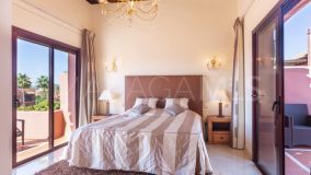 Takvåning for sale in Menara Beach, Estepona Öst