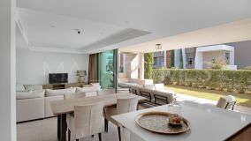 Apartamento Planta Baja en venta en Syzygy, Estepona Este