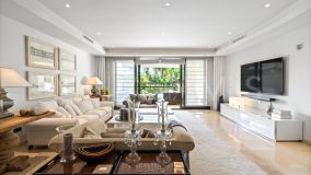 Ground Floor Duplex for sale in Laguna de Banus, Marbella - Puerto Banus