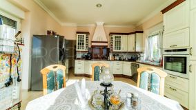 6 bedrooms villa for sale in Atalaya Golf