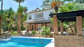 Villa with 8 bedrooms for sale in Zona B