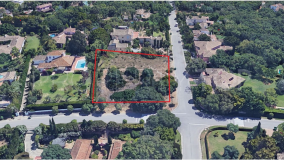 Very central plot, zone C, close to the Sotogrande International School, the beach, the port and Sotogrande Golf courses
