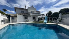 Villa with 5 bedrooms for sale in Los Monteros