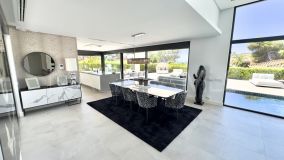 Villa for sale in Los Monteros, Marbella Öst