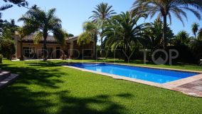 Se vende villa de 5 dormitorios en Los Monteros