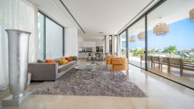 Villa en venta en La Alqueria, Benahavis