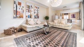 Penthouse for sale in Los Flamingos, Benahavis