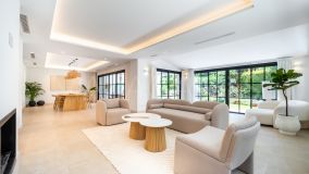 Villa en venta en Fuente del Espanto, Benahavis