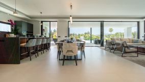 Villa en venta en Haza del Conde, Nueva Andalucia