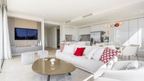 Apartment for sale in Marbella Club Hills, Benahavis