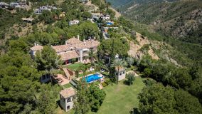 Villa zu verkaufen in El Madroñal, Benahavis