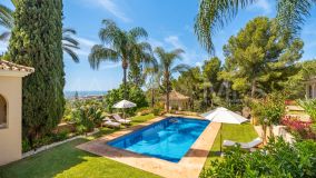 Villa zu verkaufen in El Madroñal, Benahavis