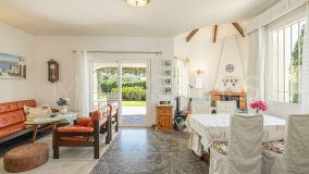 Villa for sale in Las Chapas, Marbella East