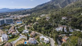 Tomt for sale in La Montua, Marbella City