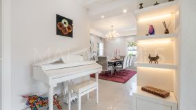 Villa for sale in La Alqueria, Benahavis