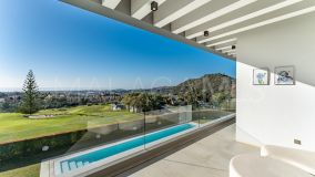 Villa en venta en Los Arqueros, Benahavis
