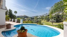 Villa for sale in La Quinta, Benahavis