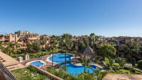 Tvåvånings takvåning for sale in Hacienda del Sol, Estepona Öst