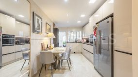 Appartement rez de chaussée for sale in White Pearl Beach, Marbella Est