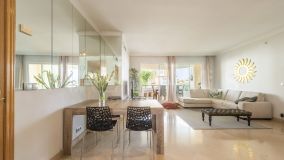 Apartamento en venta en Gran Ducado, Marbella Golden Mile