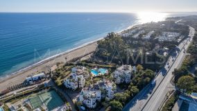 Erdgeschosswohnung zu verkaufen in Bahía del Velerín, Estepona Ost