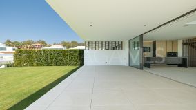 Villa en venta en Vilas 12, Marbella Golden Mile