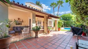 Villa for sale in Casablanca, Marbella Golden Mile