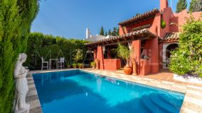 Villa for sale in Nueva Andalucia, Marbella