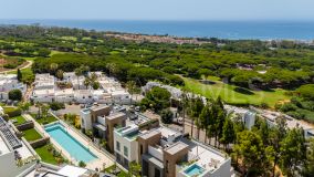 Duplex for sale in Cabopino, Marbella Est
