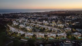 Villa en venta en Las Brisas, Nueva Andalucia