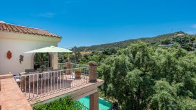 Villa en venta en Forest Hills, Altos de Estepona