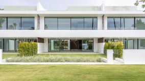 Exclusive high-end attached Villa in Atalaya de Río Verde, Vilas 6.