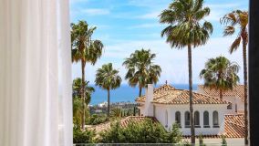 Villa for sale in Valle Romano, Estepona West