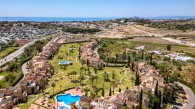 Duplex Penthouse for sale in La Cartuja del Golf, Estepona Est