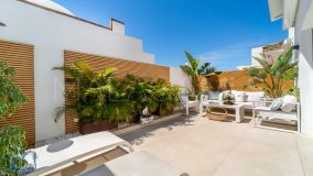 Penthouse for sale in Las Cañas Beach, Marbella Golden Mile