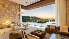 Villa en venta en El Madroñal, Benahavis