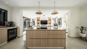 Villa for sale in Linda Vista Baja, San Pedro de Alcantara