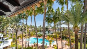 Duplex Penthouse for sale in Marina Puente Romano, Marbella Golden Mile