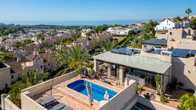 Duplex Penthouse for sale in El Paraiso, Estepona East