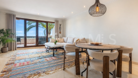Zweistöckiges Penthouse zu verkaufen in El Paraiso, Estepona Ost