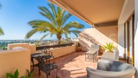 Zweistöckiges Penthouse zu verkaufen in El Paraiso, Estepona Ost