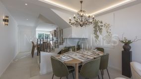 Adosado en venta en Aloha, Nueva Andalucia