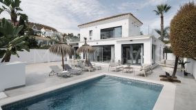 Villa zu verkaufen in Nueva Andalucia, Marbella