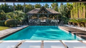 Villa for sale in Aloha, Nueva Andalucia