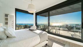 Villa for sale in Cabopino, Marbella Est